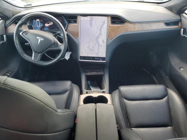 5YJSA1E23LF385257 - 2020 TESLA MODEL S WHITE photo 8