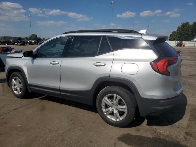 3GKALTEV0JL329999 - 2018 GMC TERRAIN SLE SILVER photo 2