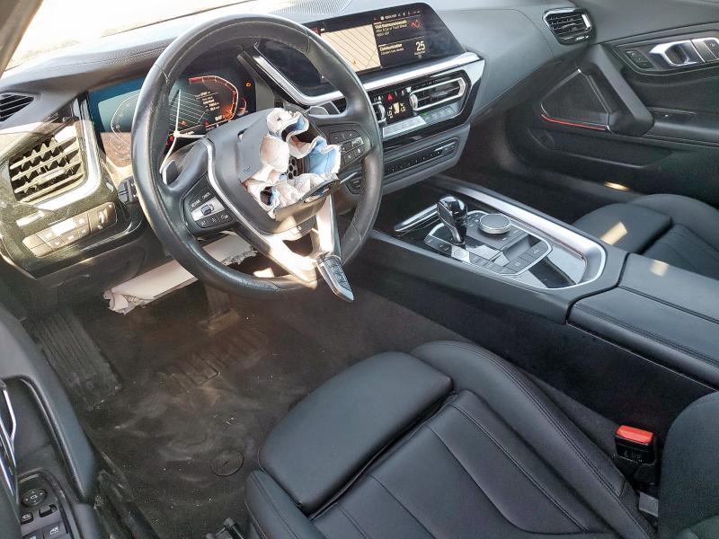 WBAHF3C03NWX39721 - 2022 BMW Z4 SDRIVE30I BLACK photo 8