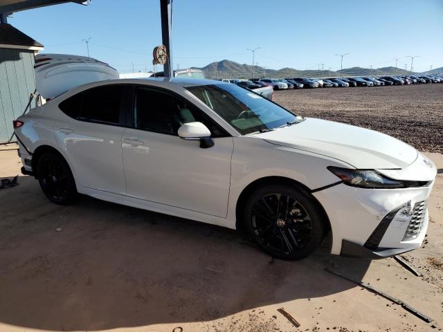 4T1DAACK2SU520466 - 2025 TOYOTA CAMRY XSE WHITE photo 4