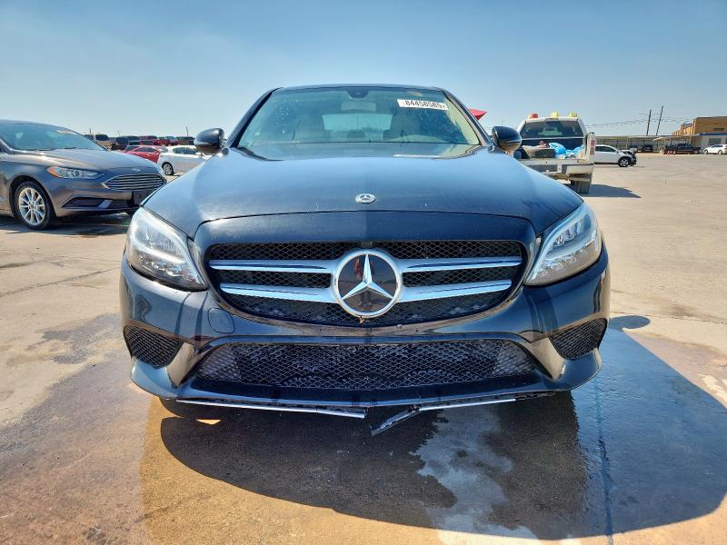 55SWF8DB1KU294465 - 2019 MERCEDES-BENZ C 300 黑色 照片 5