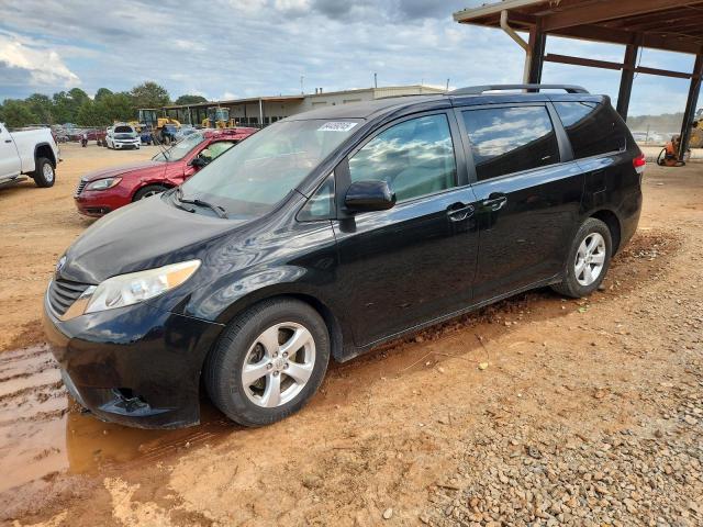 2014 TOYOTA SIENNA LE, 