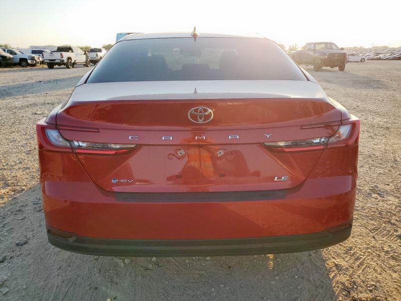 4T1DAACK4SU165817 - 2025 TOYOTA CAMRY XSE 红色 照片 6