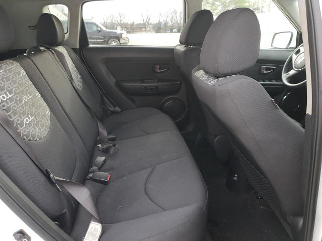 KNDJT2A20B7718472 - 2011 KIA SOUL + WHITE photo 10
