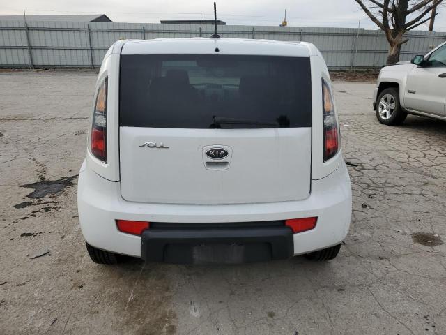 KNDJT2A20B7718472 - 2011 KIA SOUL + WHITE photo 6