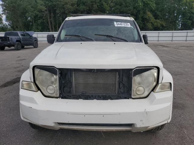 1J4PN2GK4AW101943 - 2010 JEEP LIBERTY SPORT WHITE photo 5