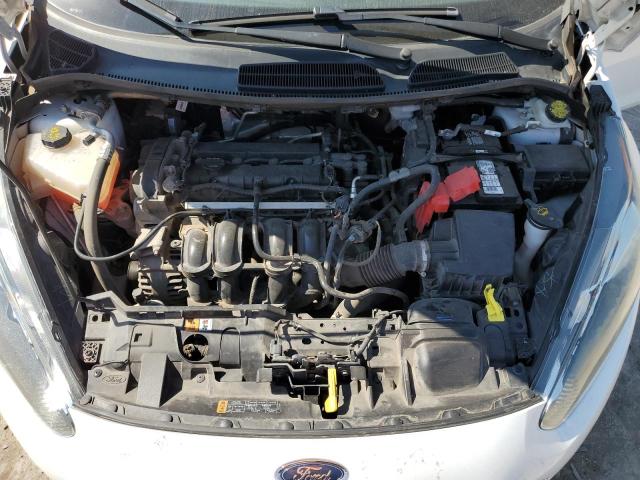 3FADP4BJ5KM143171 - 2019 FORD FIESTA SE 白色 照片 11