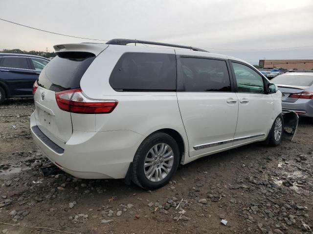 5TDYK3DC2FS677219 - 2015 TOYOTA SIENNA XLE WHITE photo 3