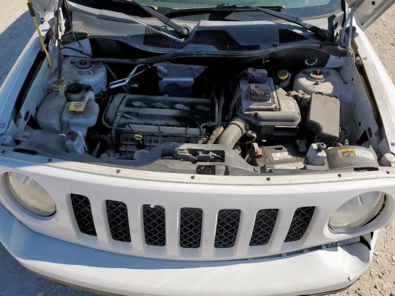 1C4NJPBA2FD400015 - 2015 JEEP PATRIOT SPORT WHITE photo 12