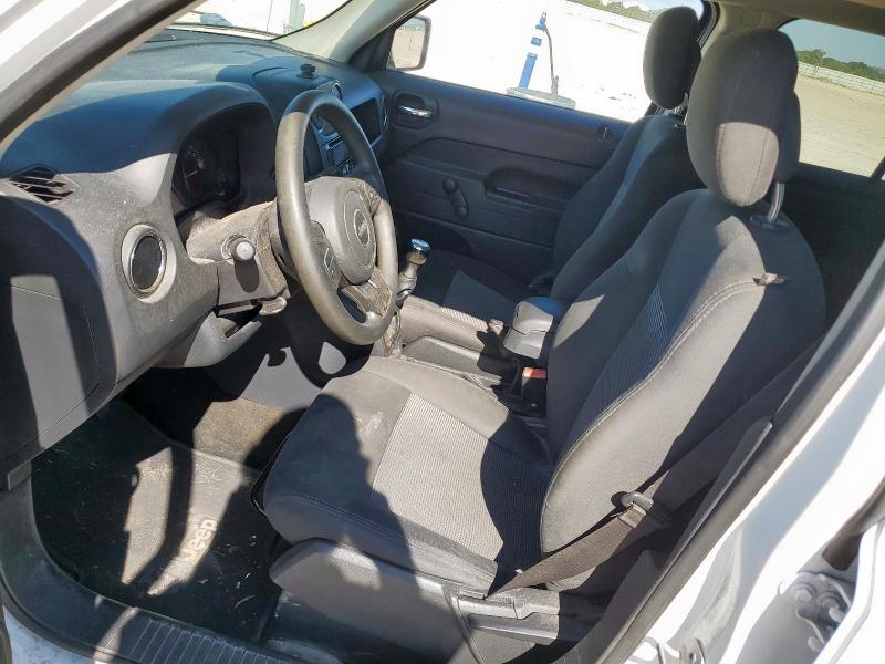 1C4NJPBA2FD400015 - 2015 JEEP PATRIOT SPORT WHITE photo 7