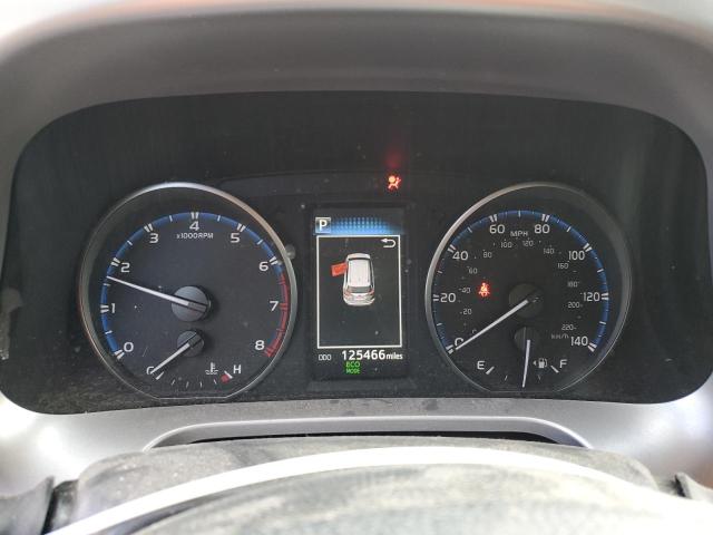 JTMBFREV3JJ197676 - 2018 TOYOTA RAV4 LE Сұр фото 9