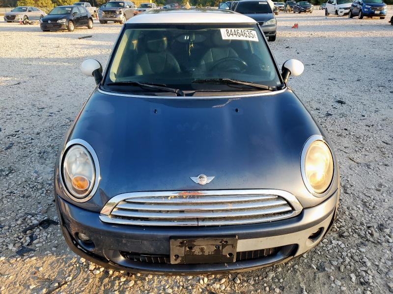 WMWMF3C50ATZ23875 - 2010 MINI COOPER 蓝色 照片 5