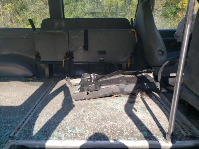 1FTNE14W28DA65402 - 2008 FORD ECONOLINE E150 VAN WHITE photo 10