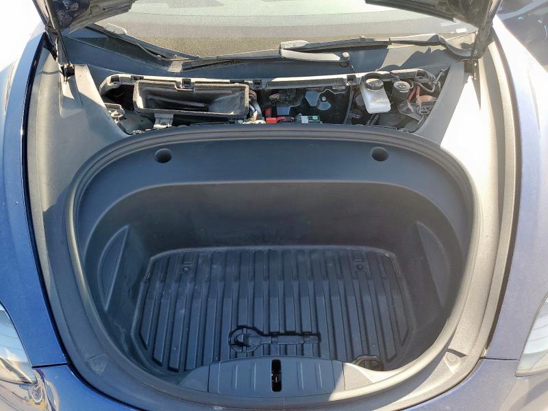 5YJ3E1EB2NF188477 - 2022 TESLA MODEL 3 Bleu photo 11