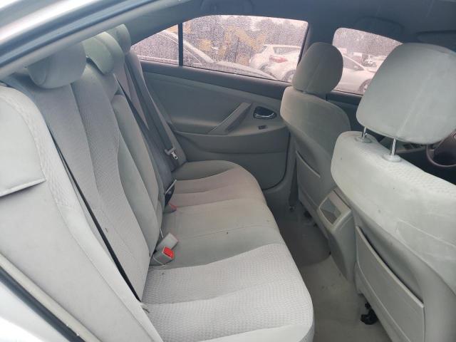 4T1BF3EK4BU613961 - 2011 TOYOTA CAMRY BASE SILVER photo 10