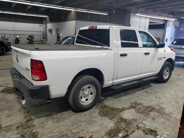 1C6RR7KMXJS231197 - 2018 RAM 1500 ST أبيض صورة 3