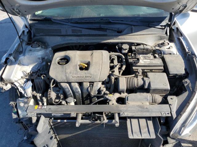 3KPF24ADXKE043428 - 2019 KIA FORTE FE SILVER photo 11