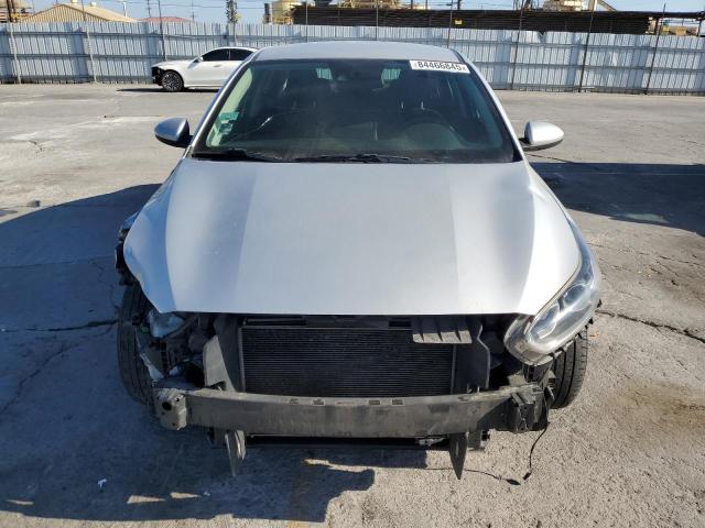 3KPF24ADXKE043428 - 2019 KIA FORTE FE SILVER photo 5