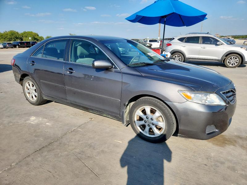 4T4BF3EK0BR112846 - 2011 TOYOTA CAMRY BASE GRAY photo 4