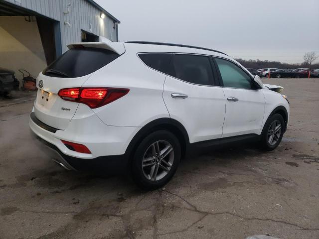 5NMZU3LB2JH097147 - 2018 HYUNDAI SANTA FE S თეთრი ფოტო 3