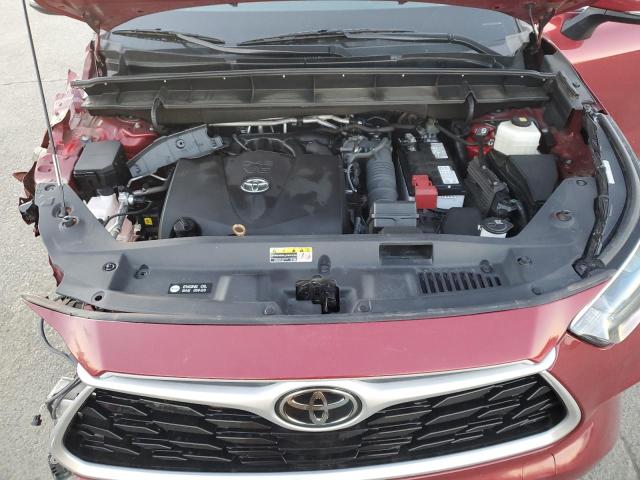 5TDGZRAH2NS092455 - 2022 TOYOTA HIGHLANDER XLE RED photo 11