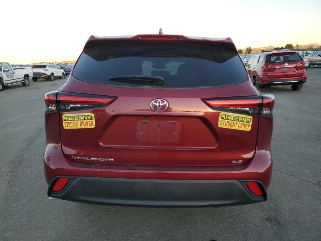 5TDGZRAH2NS092455 - 2022 TOYOTA HIGHLANDER XLE RED photo 6