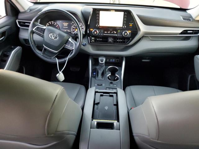 5TDGZRAH2NS092455 - 2022 TOYOTA HIGHLANDER XLE RED photo 8