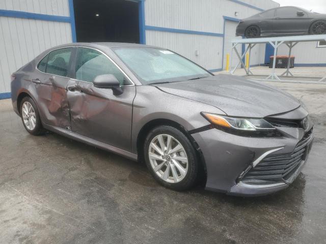 4T1C11AK3PU175437 - 2023 TOYOTA CAMRY LE GRAY photo 4
