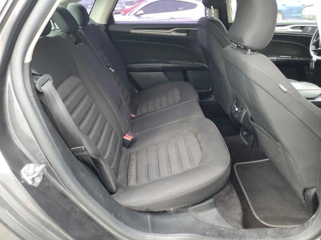 3FA6P0LU9KR134499 - 2019 FORD FUSION SE Szary zdjęcie 10