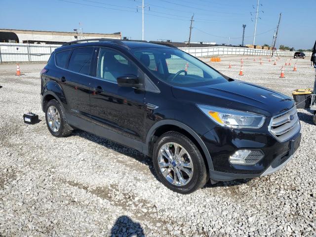 1FMCU9GD3JUB75864 - 2018 FORD ESCAPE SE 黑色 照片 4