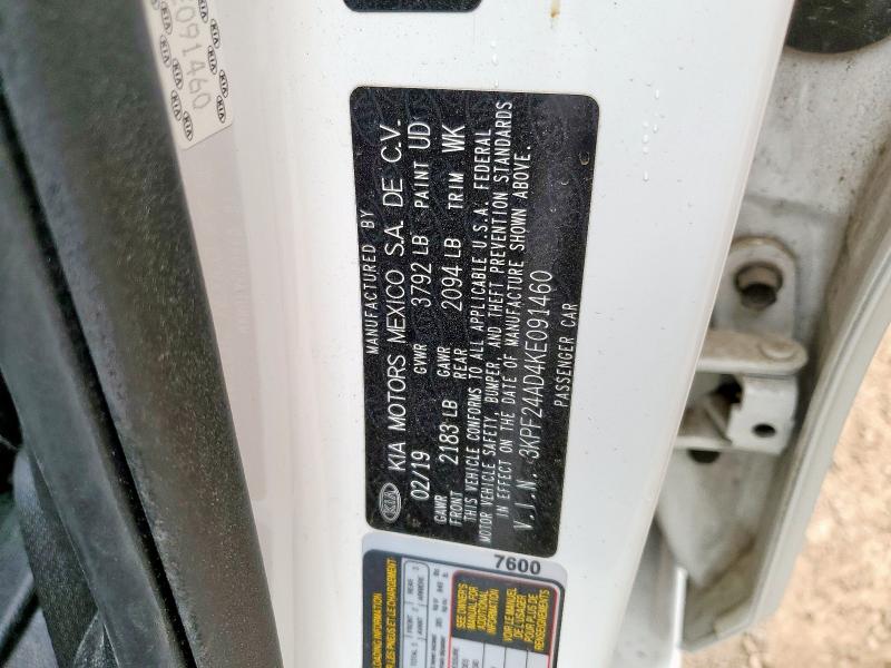 3KPF24AD4KE091460 - 2019 KIA FORTE FE Blanc photo 13