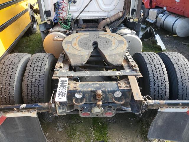 1FUBGEDV6GLHC5724 - 2016 FREIGHTLINER CASCADIA 125 Beyaz fotoğraf 6