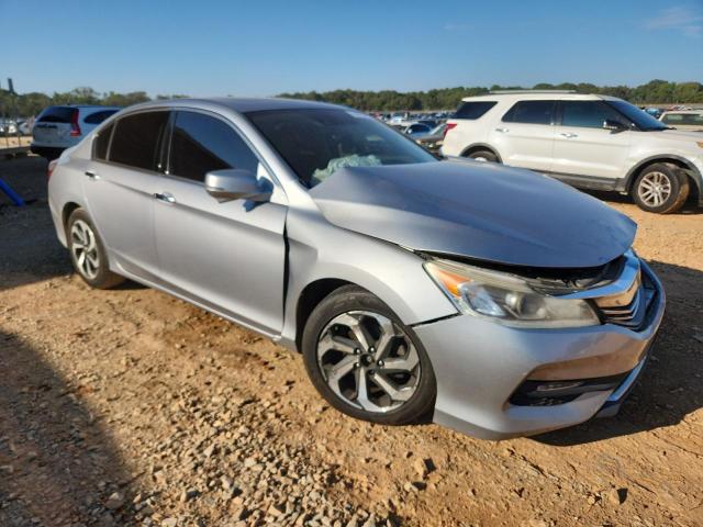 1HGCR3F00HA045071 - 2017 HONDA ACCORD EXL SILVER photo 4