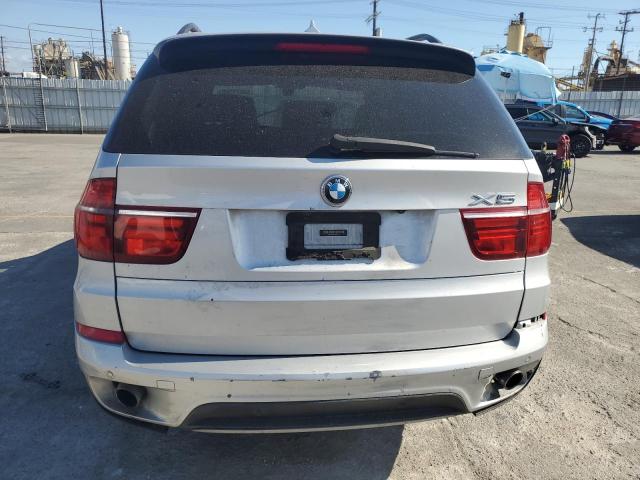 5UXZV4C50D0G50333 - 2013 BMW X5 XDRIVE35I Արծաթագույն լուսանկար 6