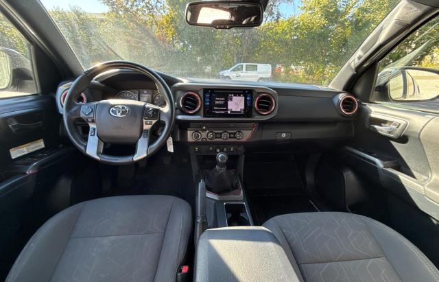 5TFCZ5AN3KX187982 - 2019 TOYOTA TACOMA DOUBLE CAB GRAY photo 9