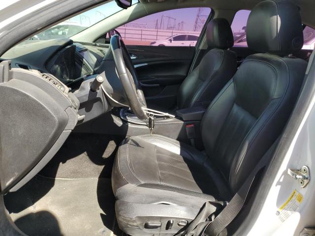 2G4GK5EX0G9150245 - 2016 BUICK REGAL Білий фото 7