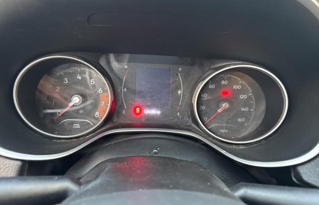 3C4NJCBB6JT287125 - 2018 JEEP COMPASS LATITUDE WHITE photo 8