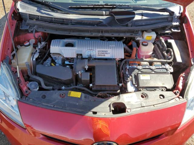 JTDKN3DU4F1937381 - 2015 TOYT PRIUS RED photo 11