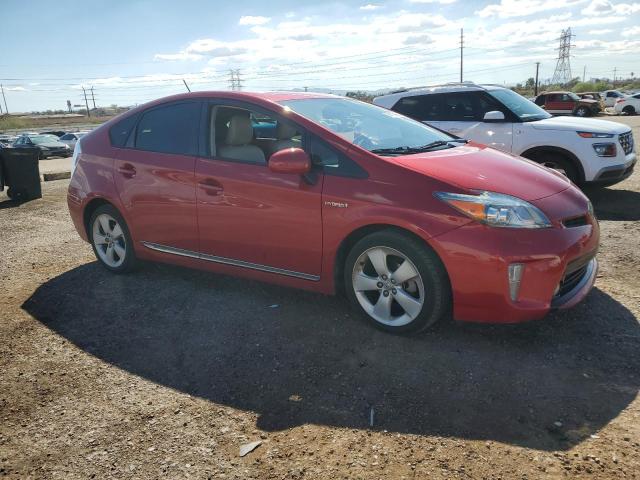 JTDKN3DU4F1937381 - 2015 TOYT PRIUS RED photo 4