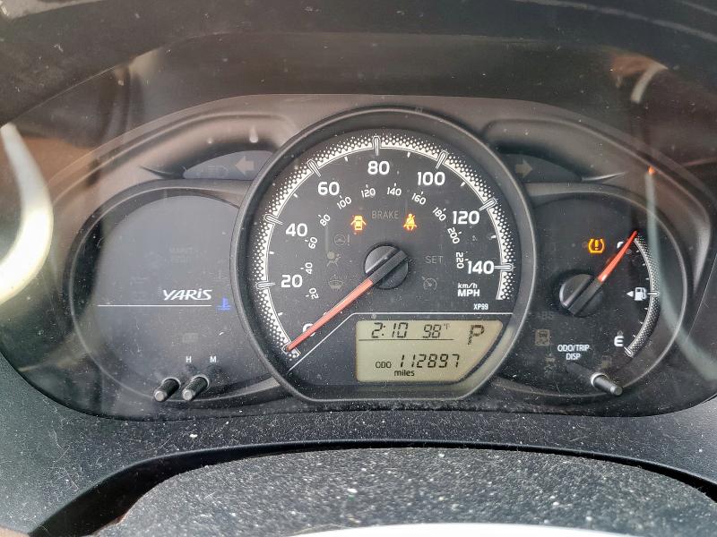 VNKKTUD32GA069778 - 2016 TOYOTA YARIS L SILVER photo 9