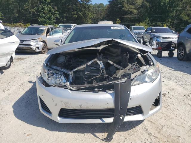 4T1BF1FKXDU256470 - 2013 TOYOTA CAMRY L SILVER photo 5