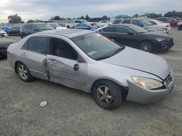 JHMCM567X3C056046 - 2003 HONDA ACCORD EX SILVER photo 4