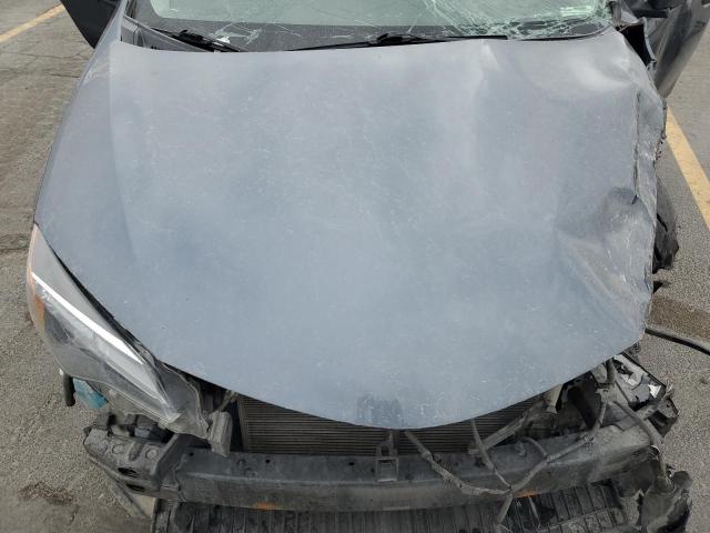 2T1BURHE6JC978513 - 2018 TOYOTA COROLLA L GRAY photo 11