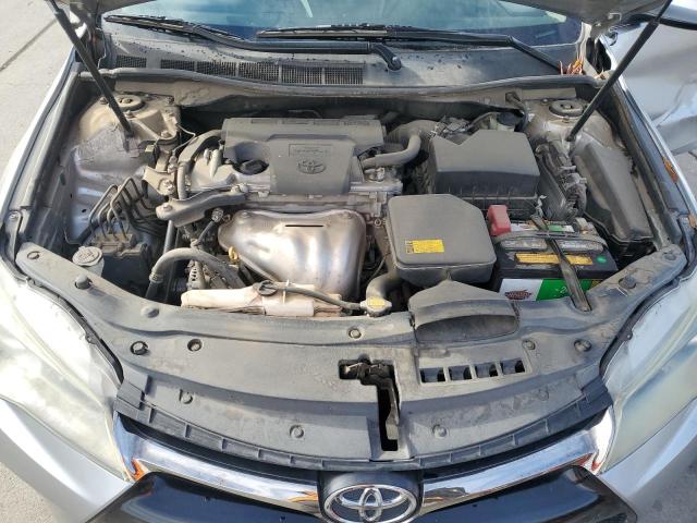 4T1BF1FK5FU061668 - 2015 TOYOTA CAMRY LE SILVER photo 11