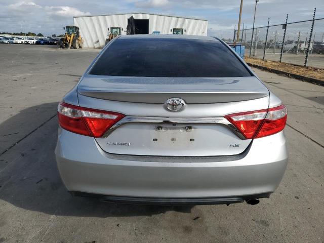 4T1BF1FK5FU061668 - 2015 TOYOTA CAMRY LE SILVER photo 6