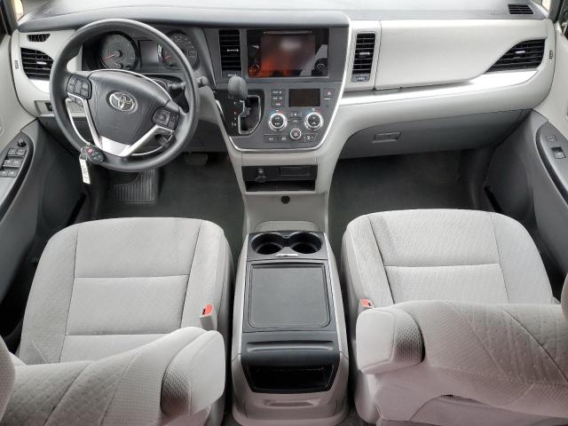 5TDJZ3DC8HS168638 - 2017 TOYOTA SIENNA LE SILVER photo 8