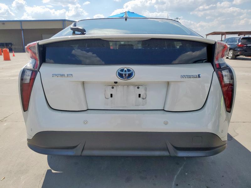 JTDKARFUXJ3546163 - 2018 TOYOTA PRIUS თეთრი ფოტო 6