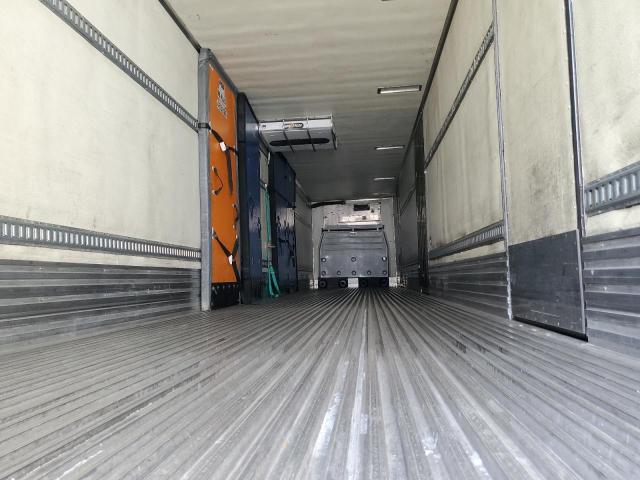 1UYVS2489FU133208 - 2015 UTILITY VS2RA თეთრი ფოტო 6