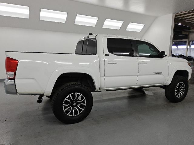 3TMAZ5CN0HM036276 - 2017 TOYOTA TACOMA DOUBLE CAB 白色 照片 3