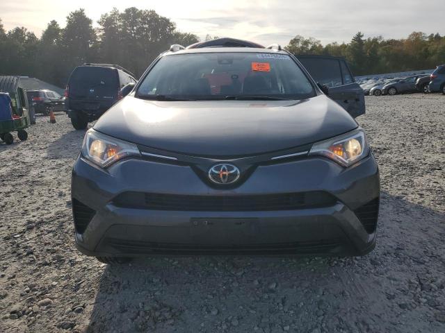 JTMBFREVXHJ131278 - 2017 TOYOTA RAV4 LE 灰色 照片 5